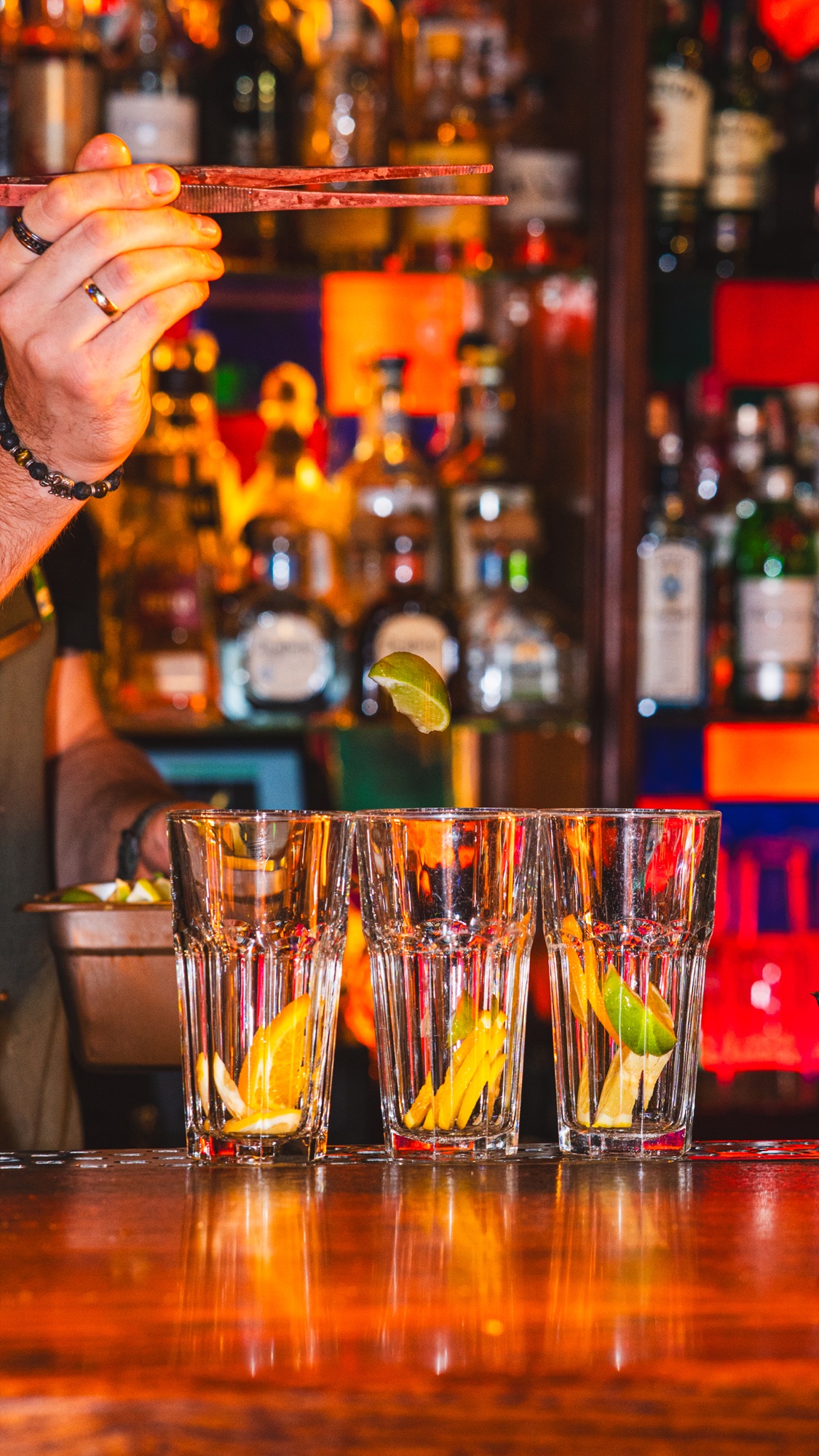 Bar Irish Pub podczas pracy
