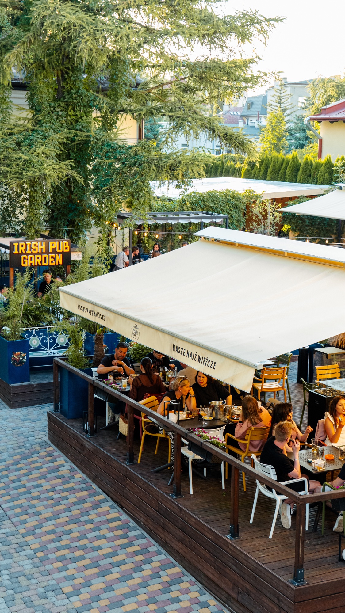 Ogród Irish Pub